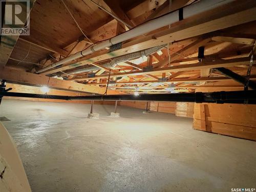 2712 Cameron Street, Regina, SK - Indoor Photo Showing Basement