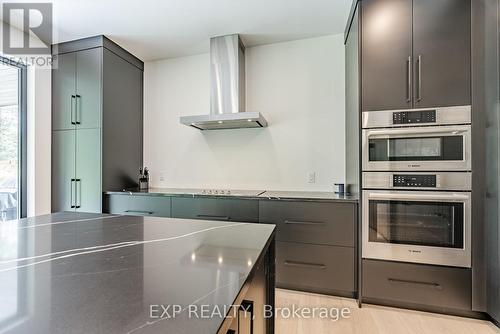 44 Sparkys Way, Southwold (Talbotville), ON - Indoor Photo Showing Kitchen