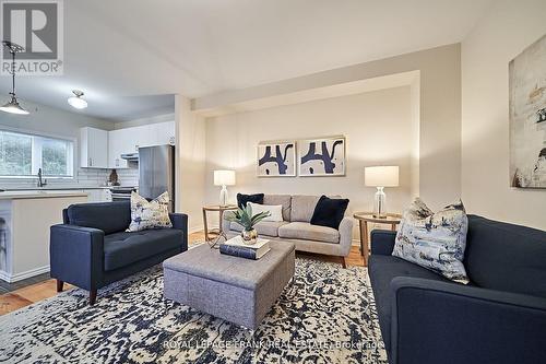 1202 Peelar Crescent, Innisfil (Lefroy), ON - Indoor Photo Showing Living Room