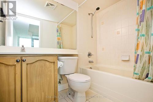 2001 - 50 Brian Harrison Way, Toronto (Bendale), ON - Indoor Photo Showing Bathroom