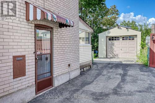 26 Ashwick Drive, Toronto (Clairlea-Birchmount), ON - Outdoor With Exterior