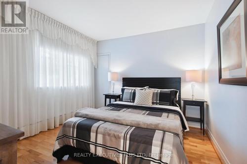 90 Spears Street, Toronto (Rockcliffe-Smythe), ON - Indoor Photo Showing Bedroom