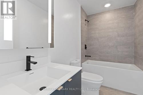 209 - 500 Dupont Street, Toronto (Annex), ON - Indoor Photo Showing Bathroom