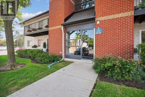 312 - 1450 Glen Abbey Gate, Oakville, ON - Outdoor