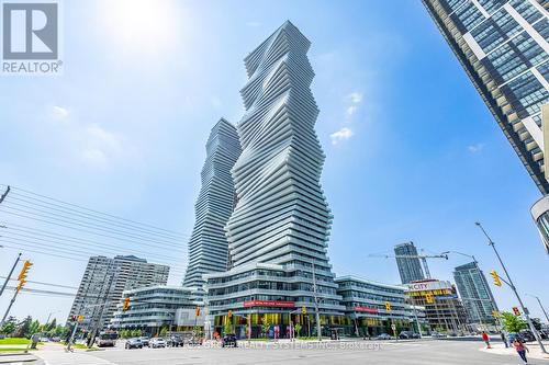 1407 - 3900 Confederation Parkway, Mississauga, ON - Outdoor