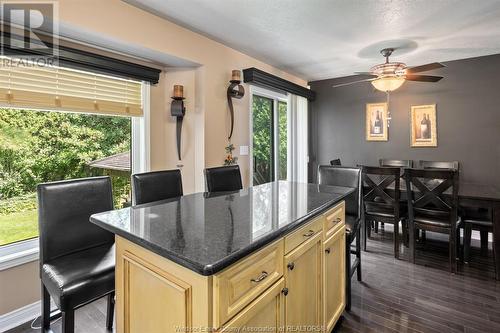 4300 Golfcourse Crescent, Windsor, ON - Indoor Photo Showing Dining Room