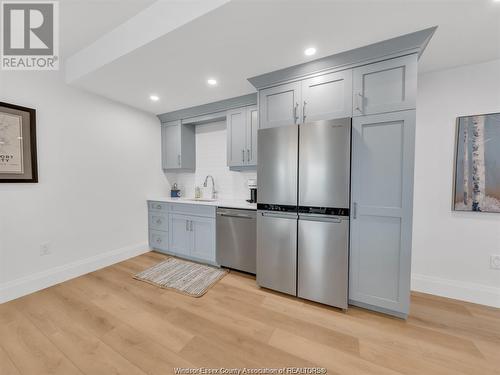 300 Crystal Bay Drive, Amherstburg, ON - Indoor Photo Showing Kitchen