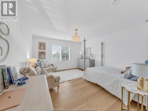 300 Crystal Bay Drive, Amherstburg, ON - Indoor Photo Showing Bedroom