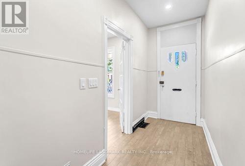 14 Arthur Avenue S, Hamilton (Gibson), ON - Indoor Photo Showing Other Room