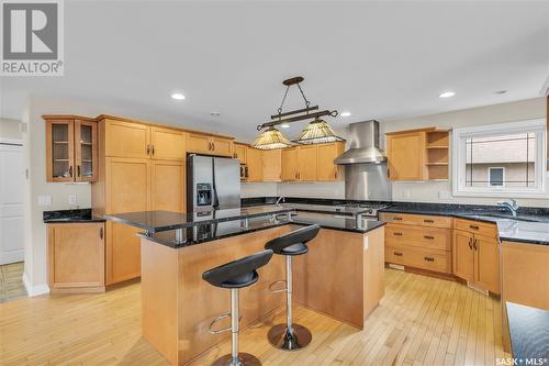 422 Beechmont Place, Saskatoon, SK - Indoor Photo Showing Kitchen