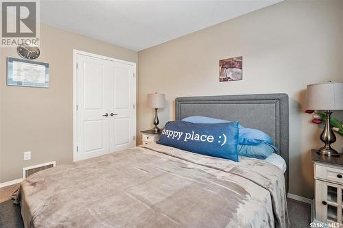 217 100 Chaparral Boulevard, Martensville, SK - Indoor Photo Showing Bedroom