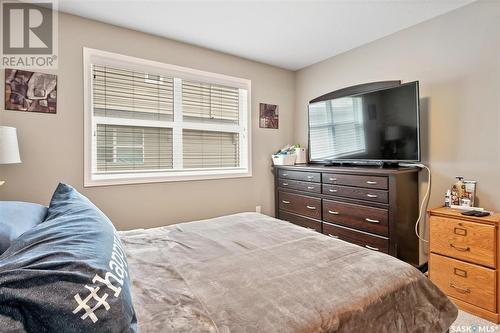 217 100 Chaparral Boulevard, Martensville, SK - Indoor Photo Showing Bedroom