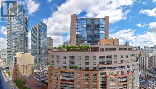 1406 - 15 Grenville Street, Toronto (Bay Street Corridor), ON - Outdoor With Facade