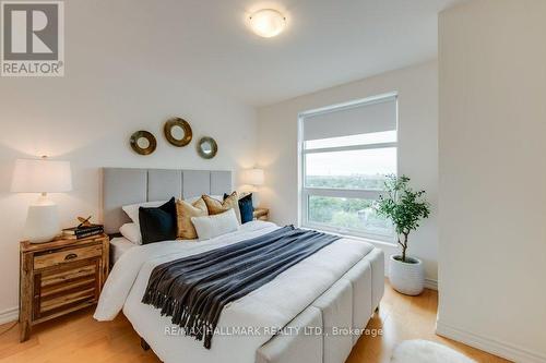 1101 - 280 Donlands Avenue, Toronto (Danforth Village-East York), ON - Indoor Photo Showing Bedroom