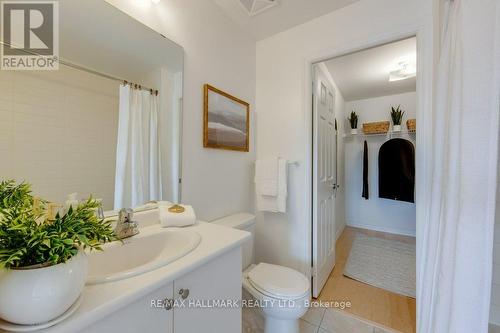 1101 - 280 Donlands Avenue, Toronto (Danforth Village-East York), ON - Indoor Photo Showing Bathroom