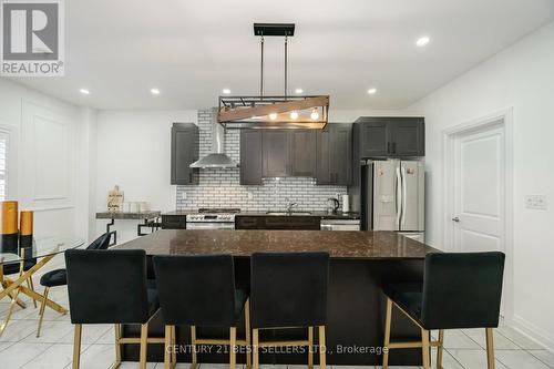 50 Alaskan Heights, Barrie, ON - Indoor Photo Showing Kitchen With Upgraded Kitchen