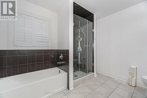 50 Alaskan Heights, Barrie, ON - Indoor Photo Showing Bathroom