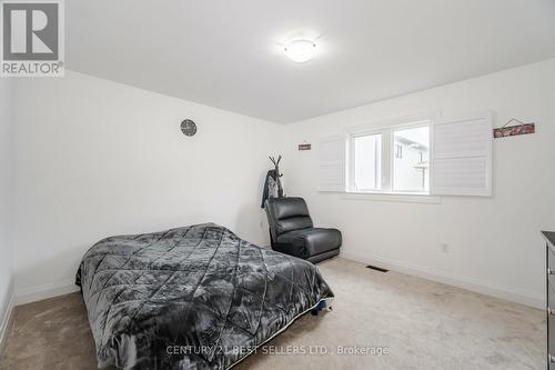 50 Alaskan Heights, Barrie, ON - Indoor Photo Showing Bedroom