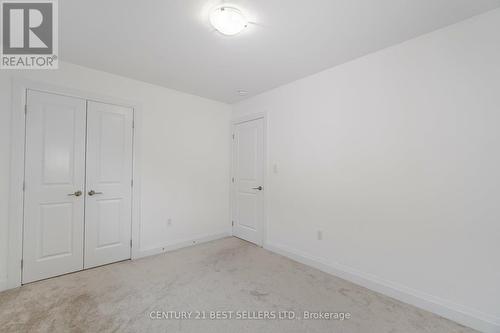 50 Alaskan Heights, Barrie, ON - Indoor Photo Showing Other Room