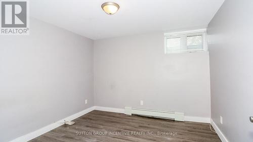 321 St Vincent Street, Barrie (Wellington), ON - Indoor Photo Showing Other Room