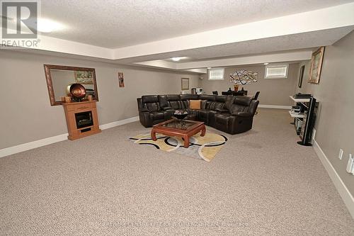 122 1/2 Centennial Avenue, St. Thomas, ON - Indoor Photo Showing Other Room