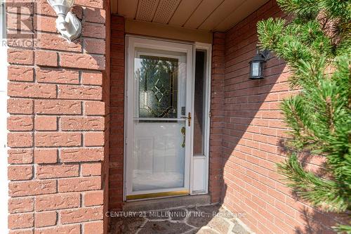 24 Coles Street, Barrie (Sunnidale), ON - Outdoor With Exterior