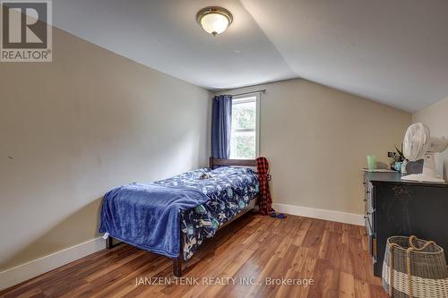 278 Sydenham Street E, Aylmer (Ay), ON - Indoor Photo Showing Bedroom