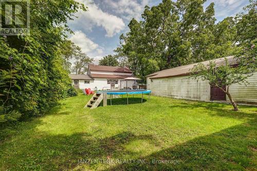 278 Sydenham Street E, Aylmer (Ay), ON - Outdoor With Backyard With Exterior