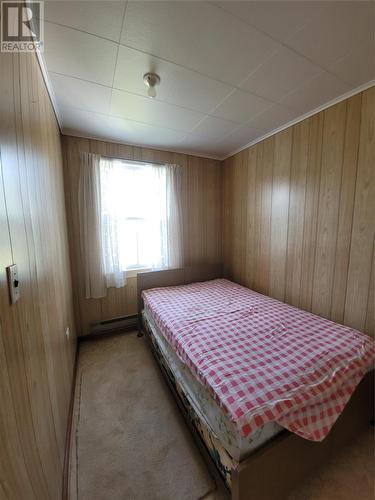 40 Church Street, Eastport, NL - Indoor Photo Showing Bedroom