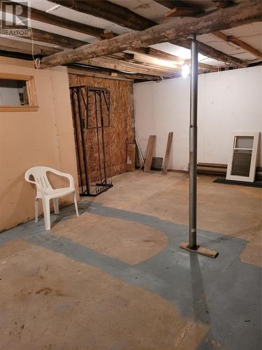 40 Church Street, Eastport, NL - Indoor Photo Showing Basement