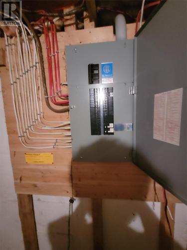 40 Church Street, Eastport, NL - Indoor Photo Showing Basement