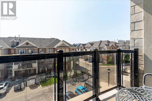 302 - 216 Oak Park Boulevard, Oakville (Uptown Core), ON - Outdoor With Balcony