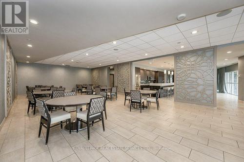 715 - 551 Maple Avenue, Burlington (Brant), ON - Indoor Photo Showing Dining Room