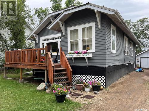 219 Macleod Avenue E, Melfort, SK - Outdoor