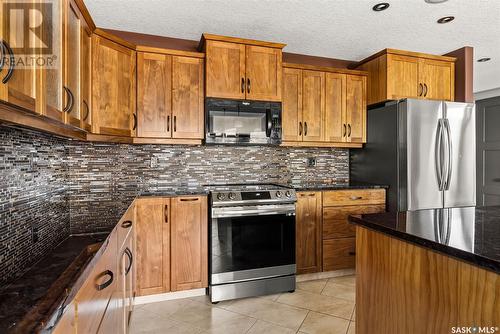 4634 Hames Crescent, Regina, SK - Indoor Photo Showing Kitchen