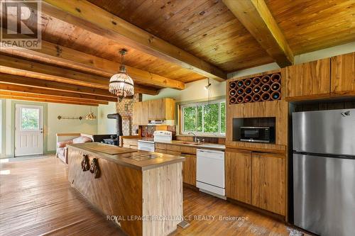 2085 Enright Road, Tyendinaga, ON - Indoor Photo Showing Kitchen