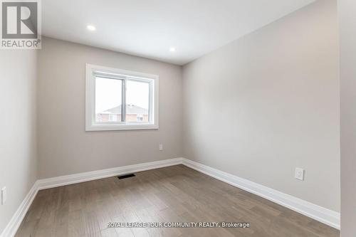 86 Ambler Bay, Barrie (Georgian Drive), ON - Indoor Photo Showing Other Room