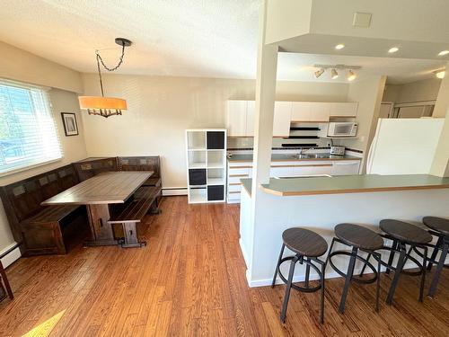 306 - 40 Ridgemont Avenue, Fernie, BC - Indoor Photo Showing Dining Room