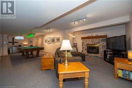 171 Ashgrove Lane, Meaford (Municipality), ON - Indoor Photo Showing Living Room With Fireplace