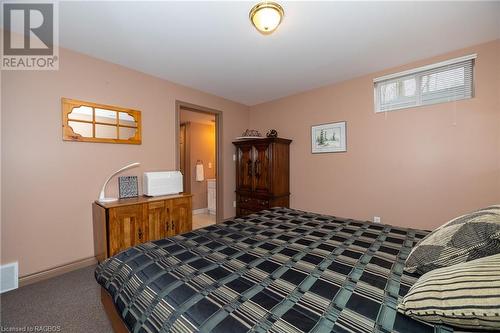 171 Ashgrove Lane, Meaford (Municipality), ON - Indoor Photo Showing Bedroom