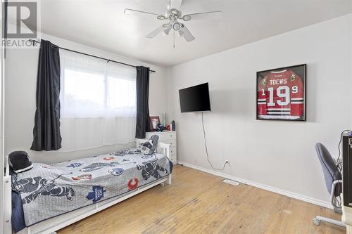 811 Pine St, Sault Ste. Marie, ON - Indoor Photo Showing Bedroom