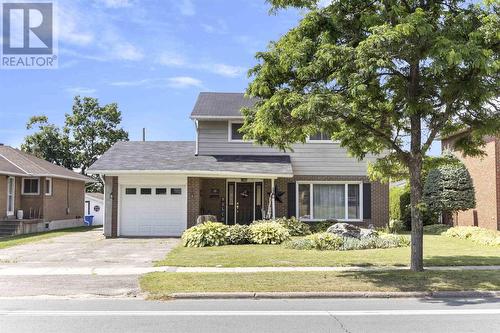 811 Pine St, Sault Ste. Marie, ON - Outdoor With Facade