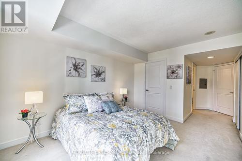 1905 - 31 Bales Avenue, Toronto (Willowdale East), ON - Indoor Photo Showing Bedroom