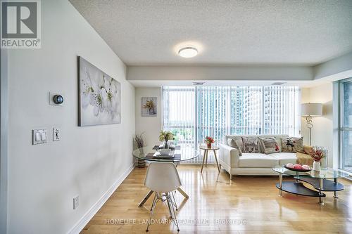 1905 - 31 Bales Avenue, Toronto (Willowdale East), ON - Indoor Photo Showing Living Room