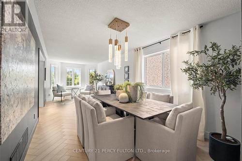 10 Kenwell Crescent, Barrie (Holly), ON - Indoor Photo Showing Dining Room