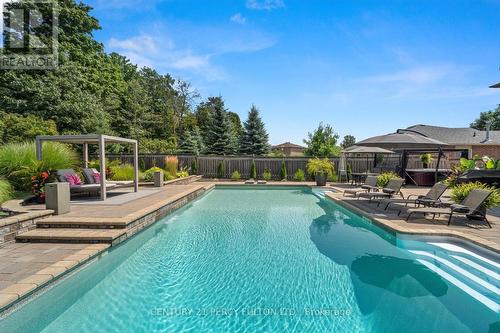 10 Kenwell Crescent, Barrie (Holly), ON - Outdoor With In Ground Pool With Backyard