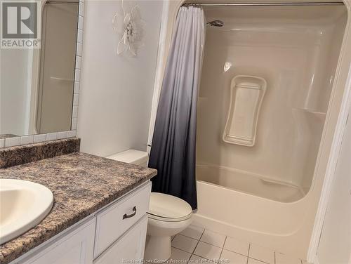 38 Brush, Amherstburg, ON - Indoor Photo Showing Bathroom