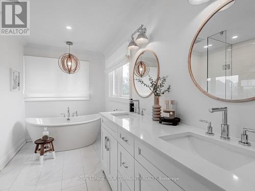 178 Corner Ridge Road, Aurora (Aurora Highlands), ON - Indoor Photo Showing Bathroom