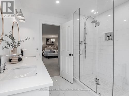 178 Corner Ridge Road, Aurora (Aurora Highlands), ON - Indoor Photo Showing Bathroom