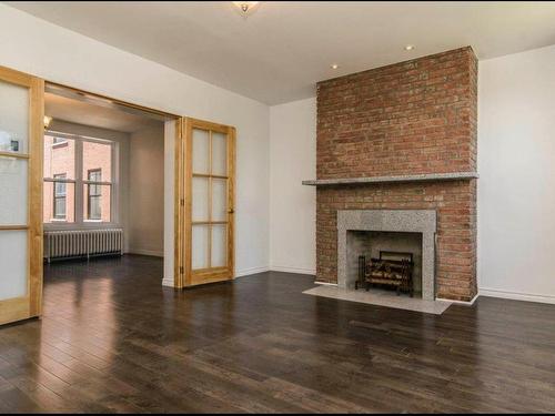 Salon - 2186 Rue Addington, Montréal (Côte-Des-Neiges/Notre-Dame-De-Grâce), QC - Indoor Photo Showing Living Room With Fireplace